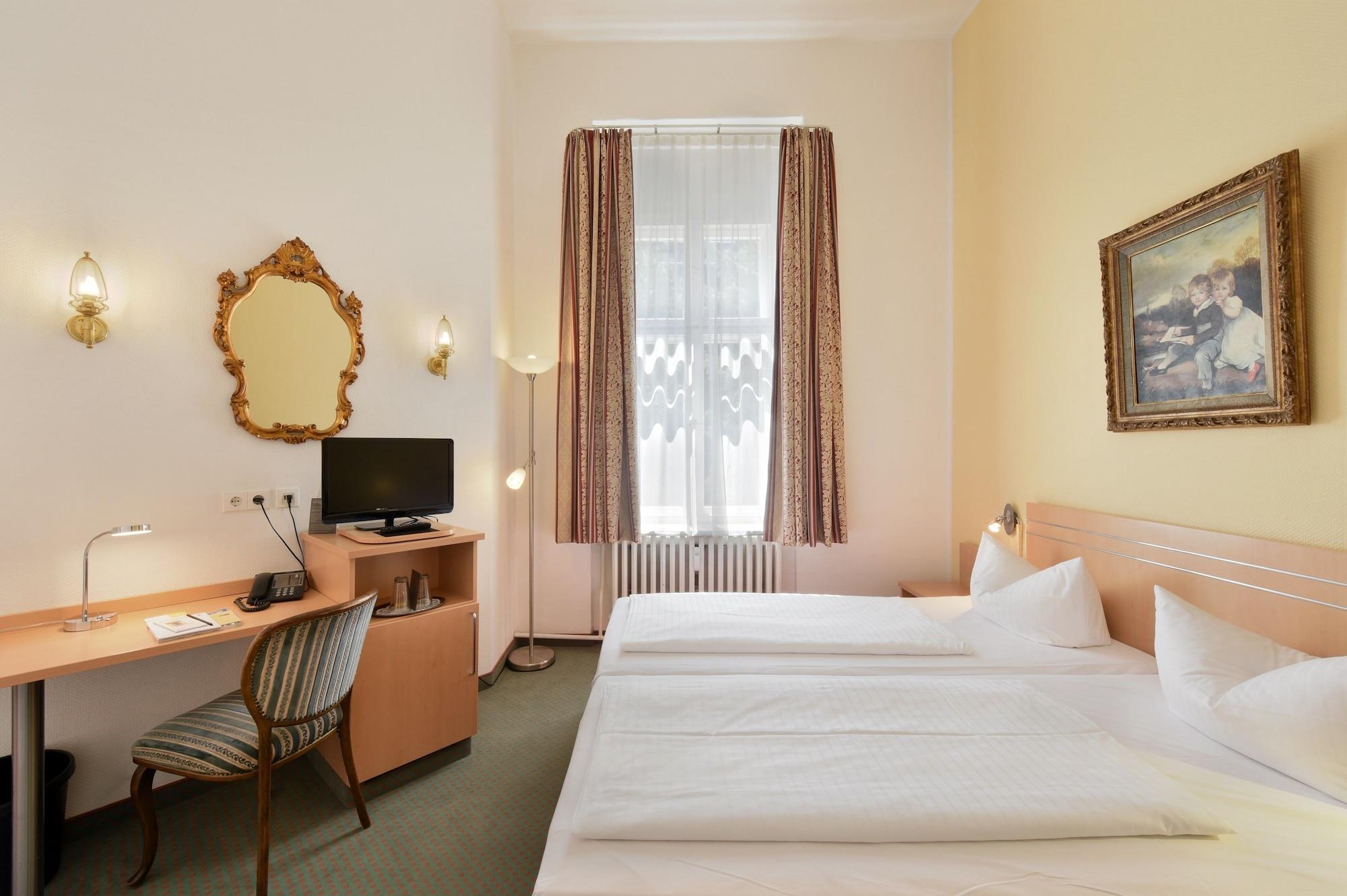 Hotel Tiergarten Berlin Bagian luar foto